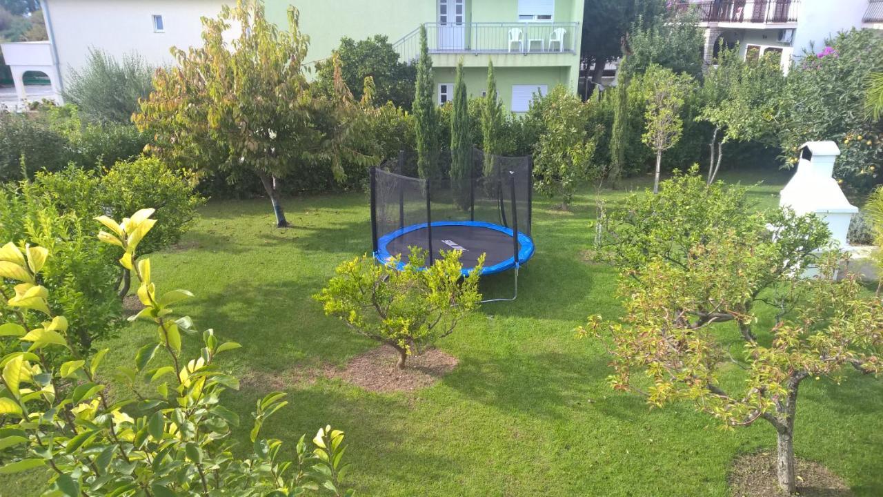 Apartments Dr. Vlasic ポドストラナ エクステリア 写真