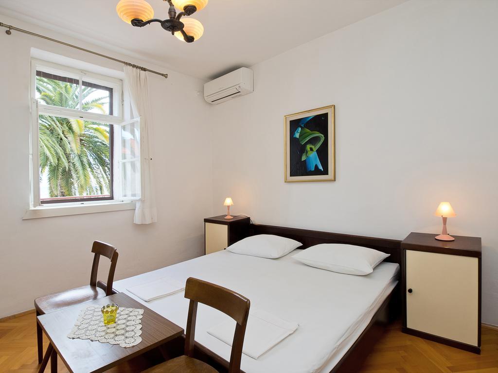 Apartments Dr. Vlasic ポドストラナ 部屋 写真