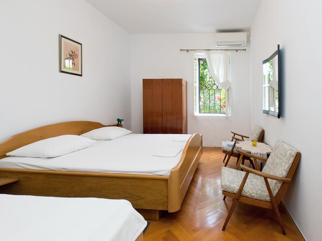 Apartments Dr. Vlasic ポドストラナ 部屋 写真