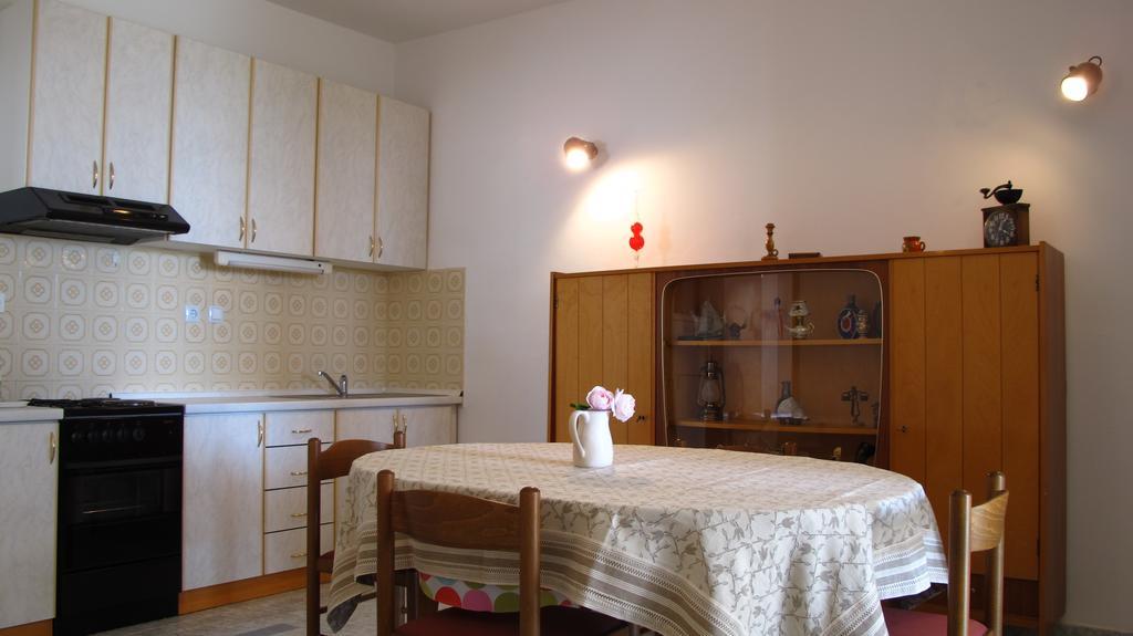 Apartments Dr. Vlasic ポドストラナ エクステリア 写真